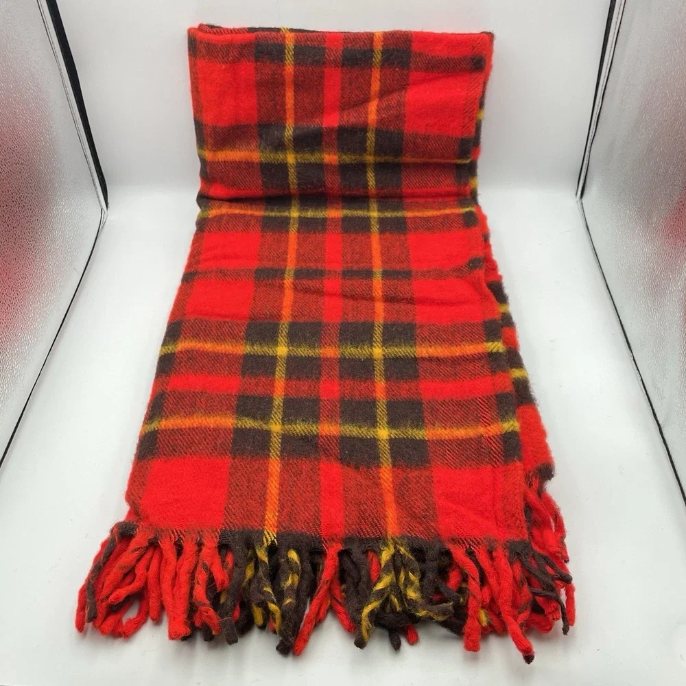 Vintage 1960s-1970s Faribo Glengary Plaid Acrylic Blanket 50x60 USA Fringe
